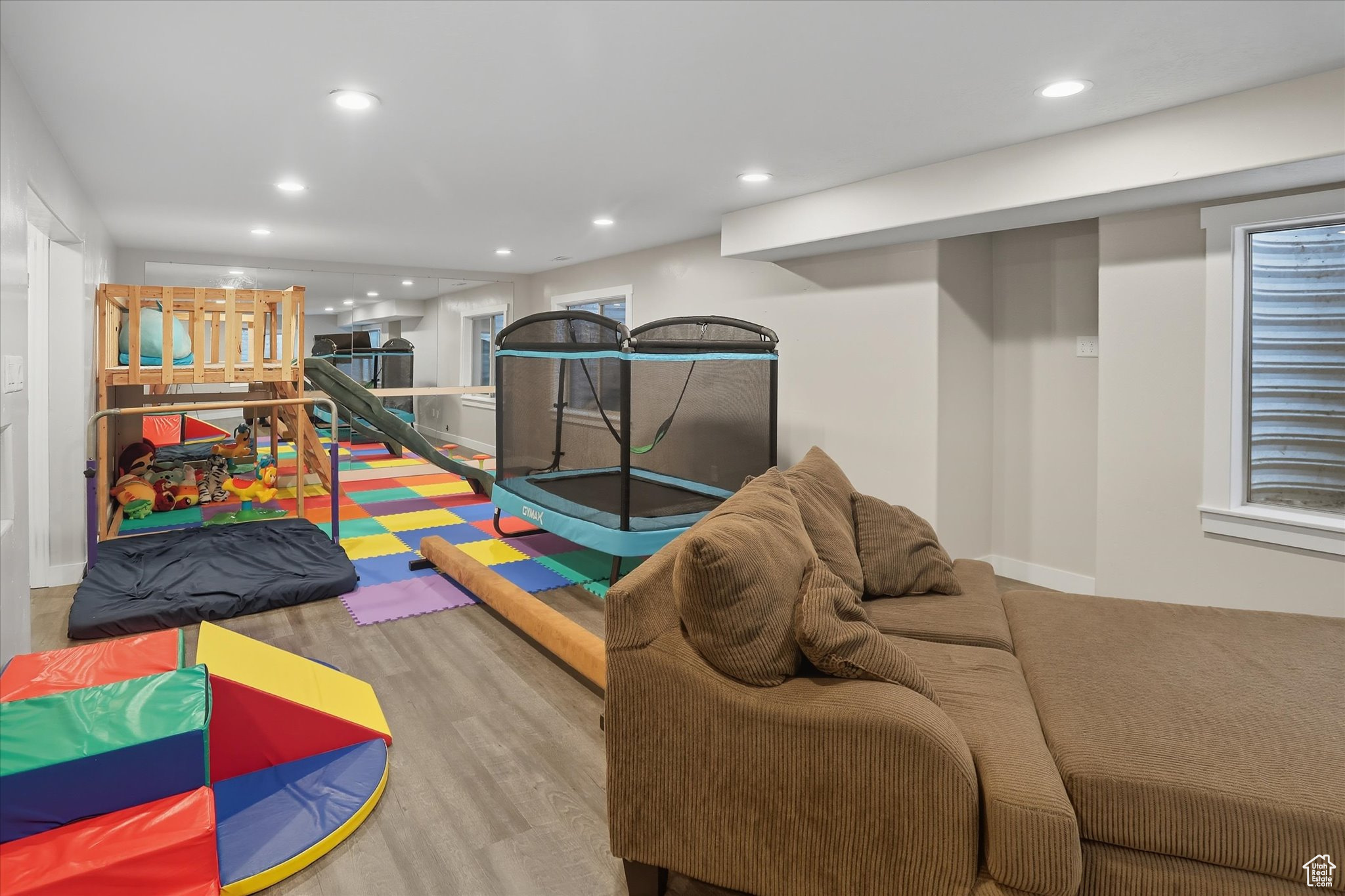 VILLAGE OF FOX HOLLOW - Residential