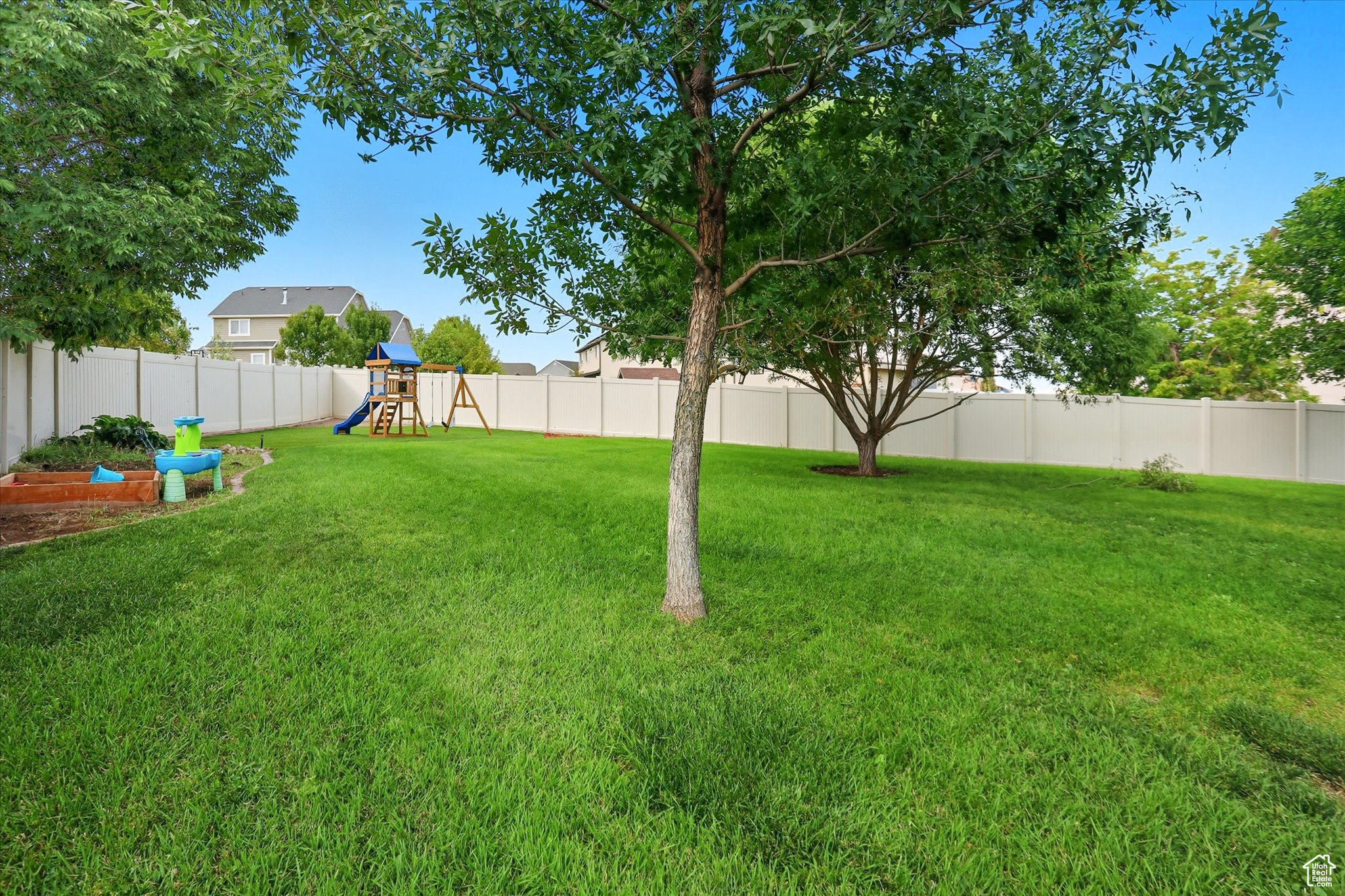 VILLAGE OF FOX HOLLOW - Residential