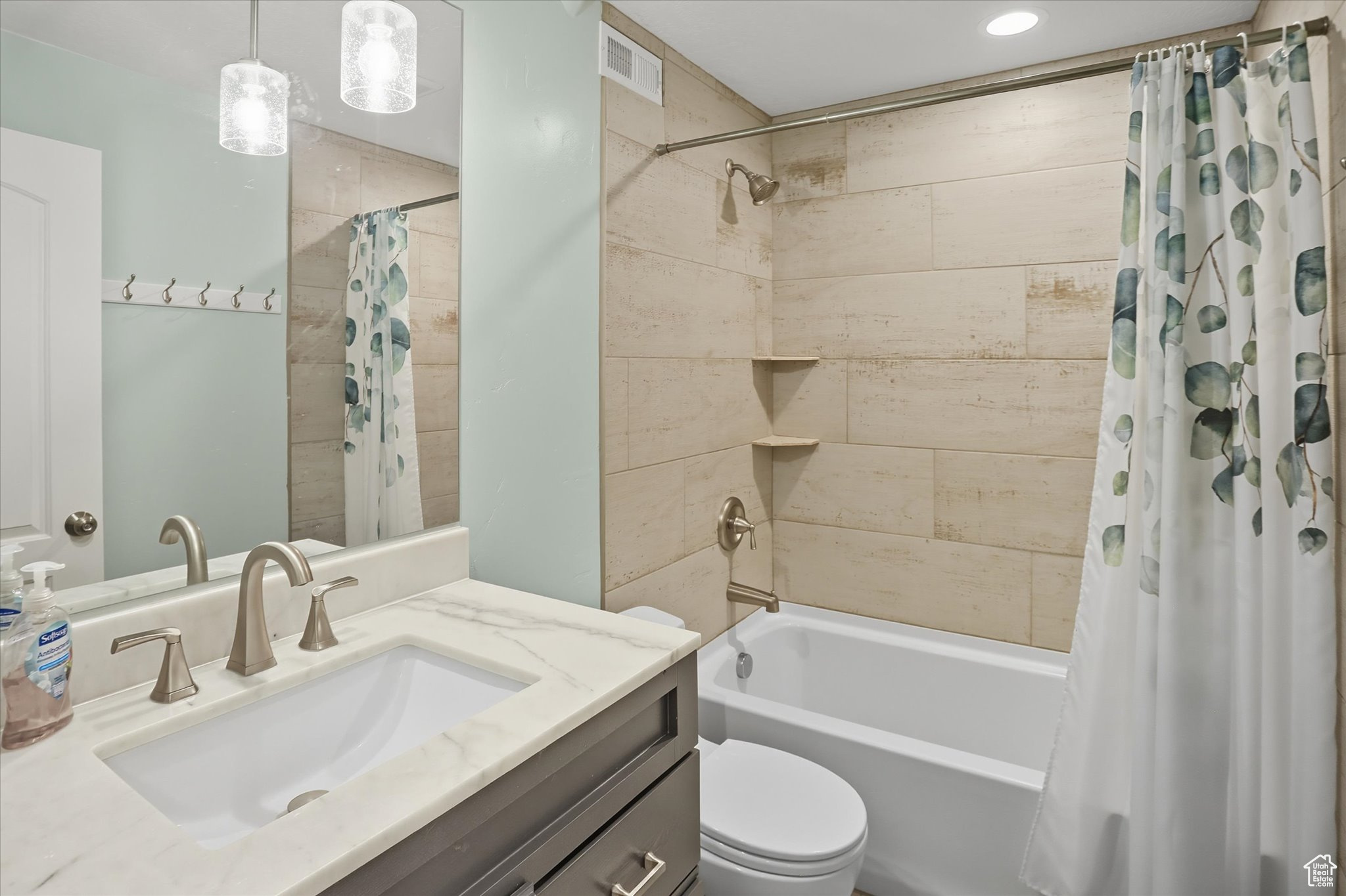 VILLAGE OF FOX HOLLOW - Residential