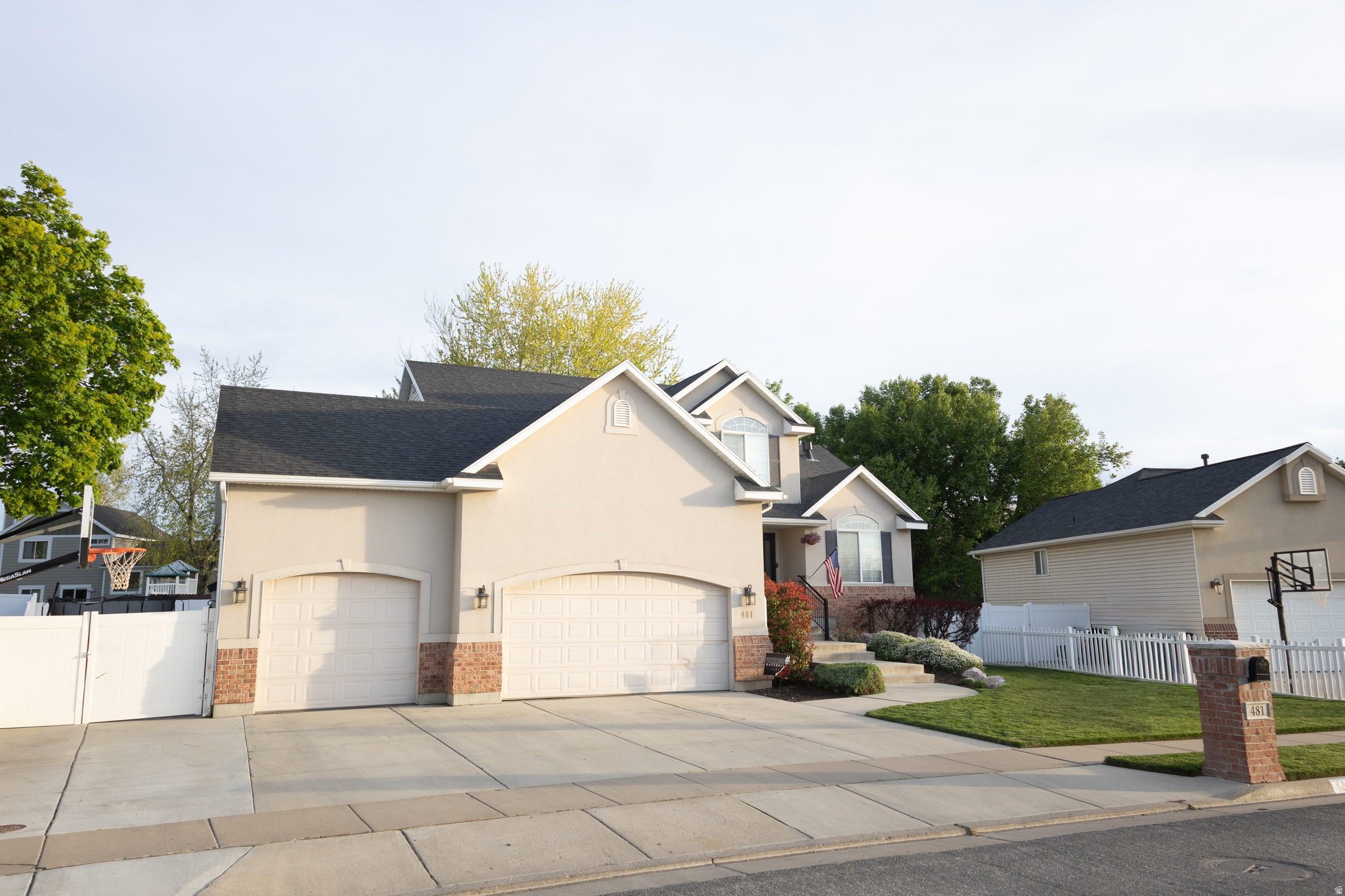 LEXINGTON PARK - Residential