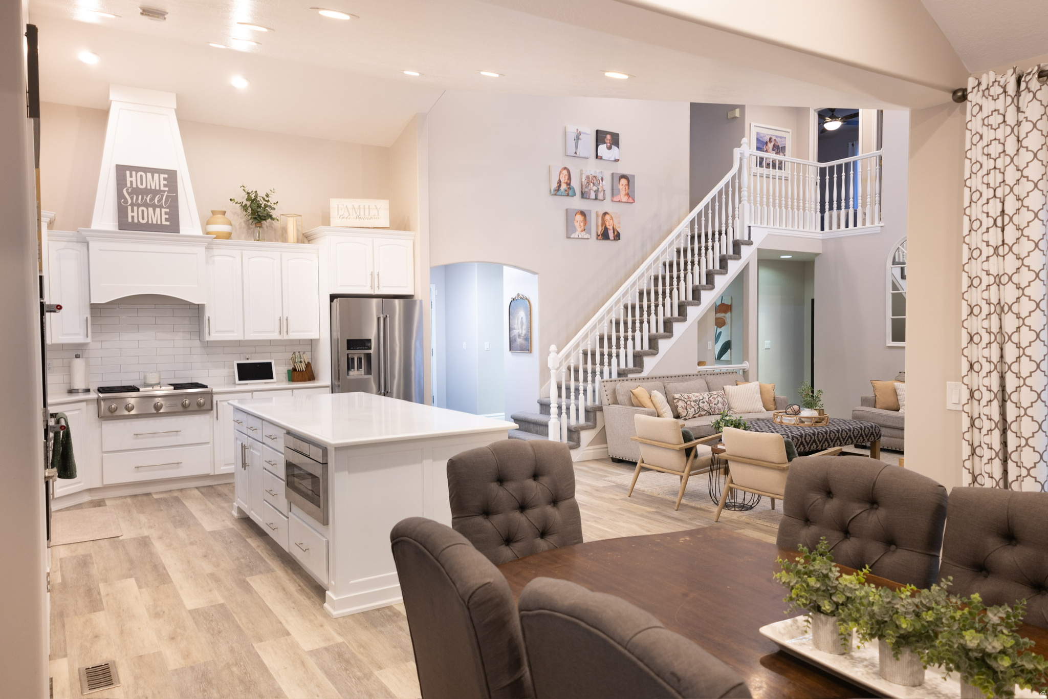 LEXINGTON PARK - Residential