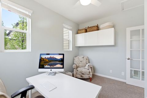 Tiny photo for 11 S RIO GRAND AVE, Farmington, UT 84025 (MLS # 2151346)