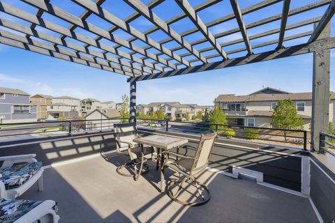 Tiny photo for 11 S RIO GRAND AVE, Farmington, UT 84025 (MLS # 2151346)