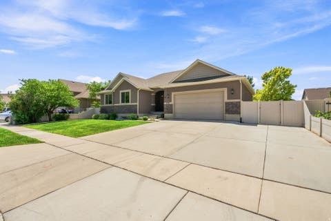 Tiny photo for 2208 E 450 S, Spanish Fork, UT 84660 (MLS # 2173261)