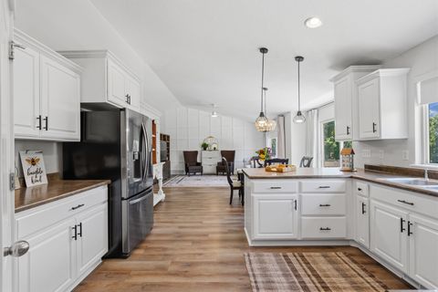 Tiny photo for 2208 E 450 S, Spanish Fork, UT 84660 (MLS # 2173261)