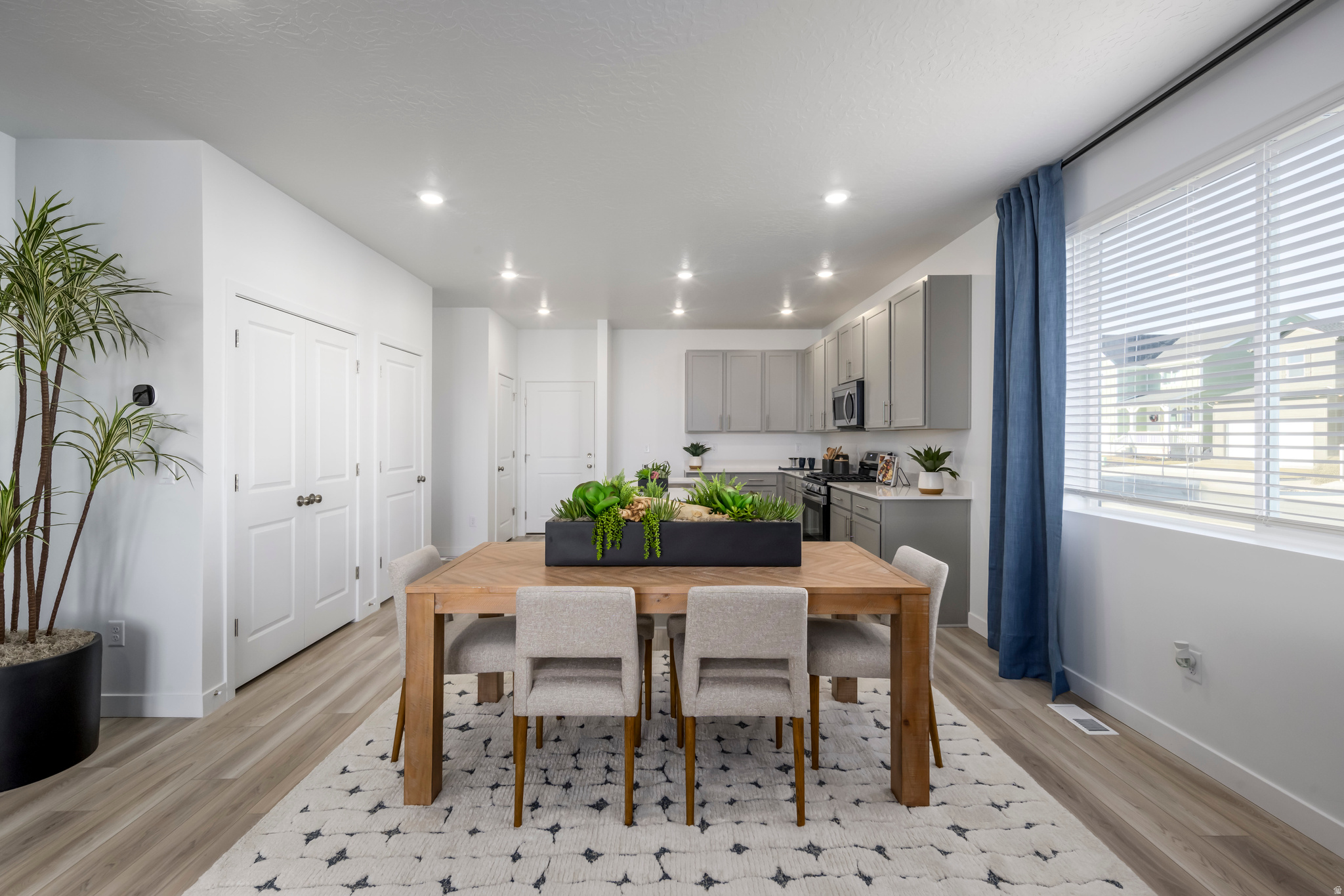 SIENNA HILLS - Residential