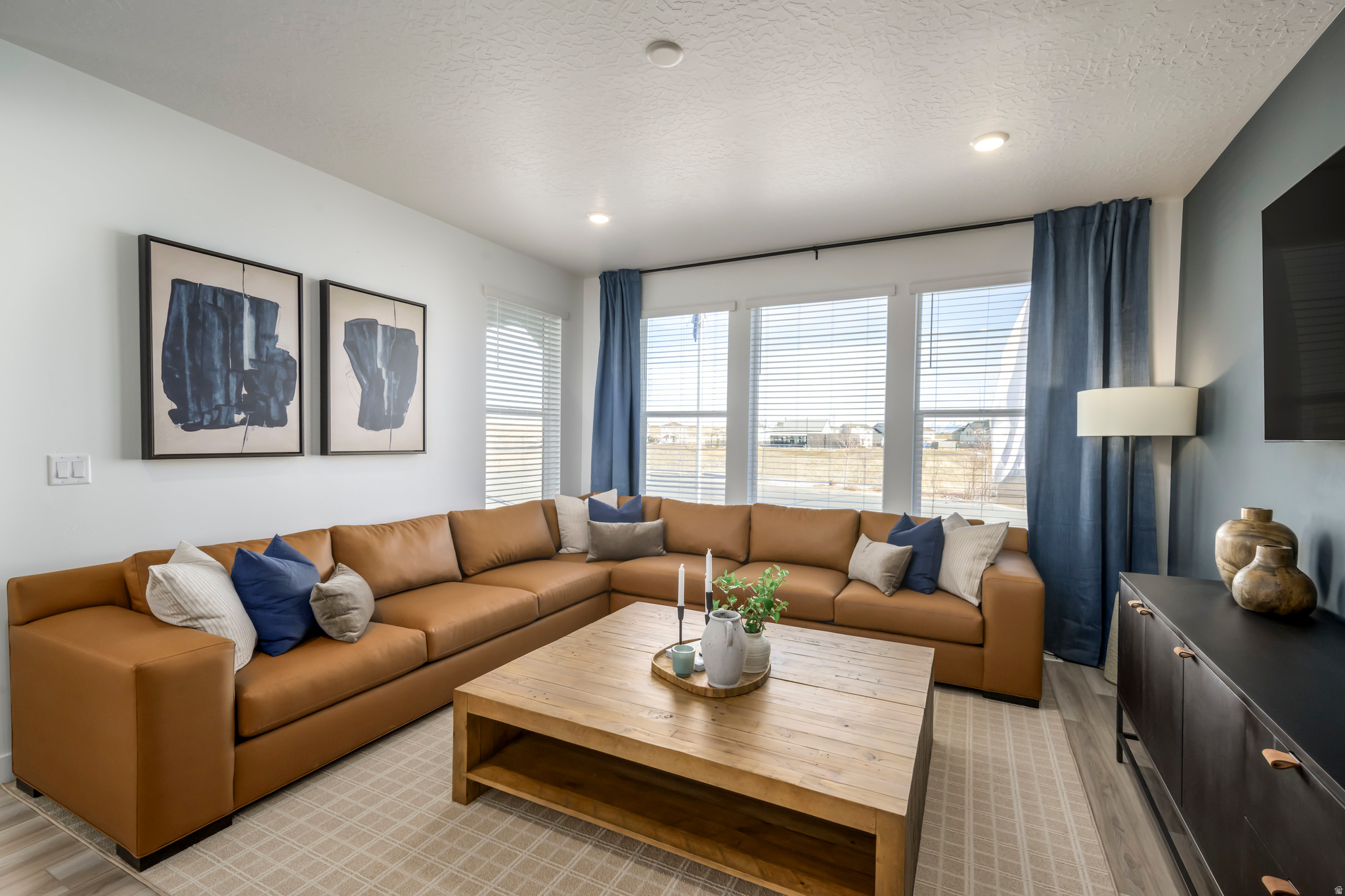 SIENNA HILLS - Residential