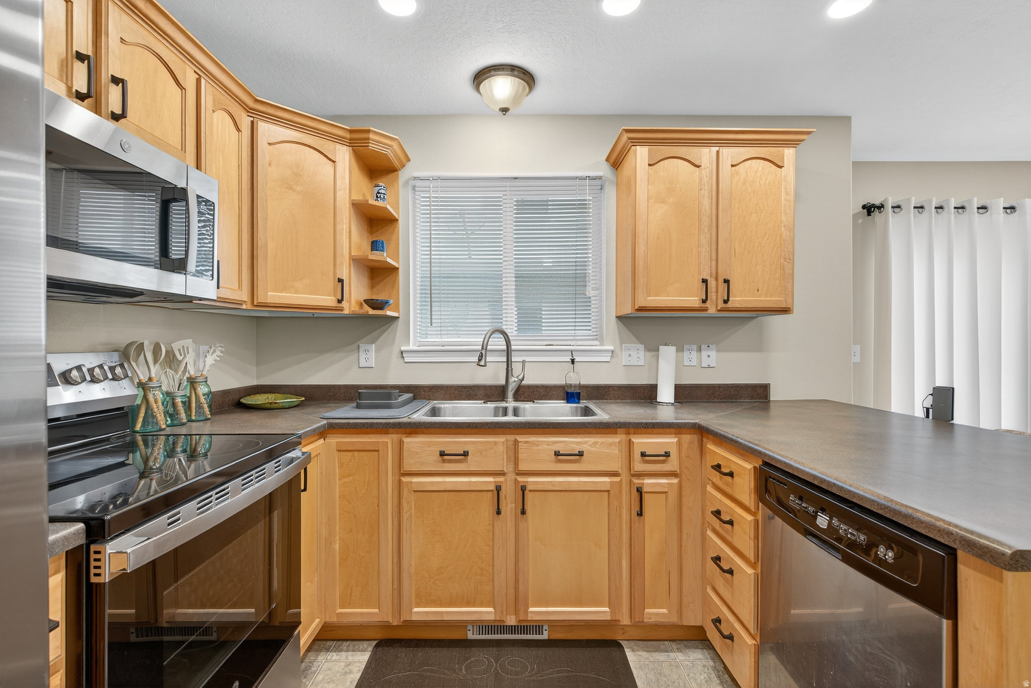 PLUM CREEK CONDO - Residential