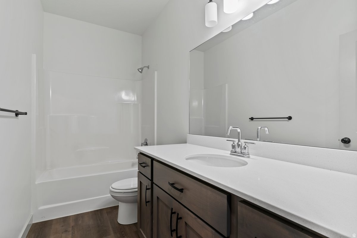 THE FIELDS AT GREEN FARM - Residential