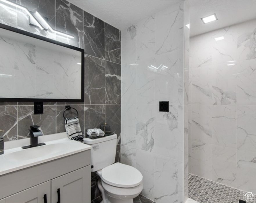 GATEWAY TO LITTLE VALLEY PHASE 2A - Residential Lease