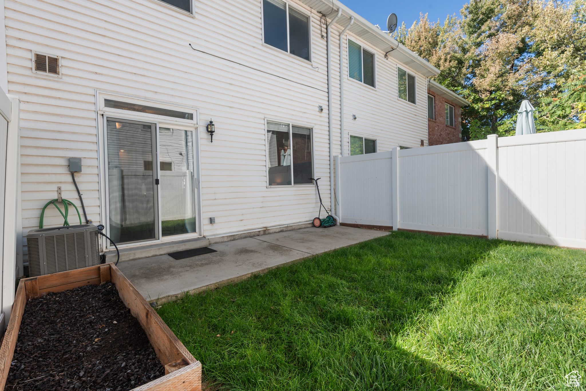 PEREGRINE POINT - Residential