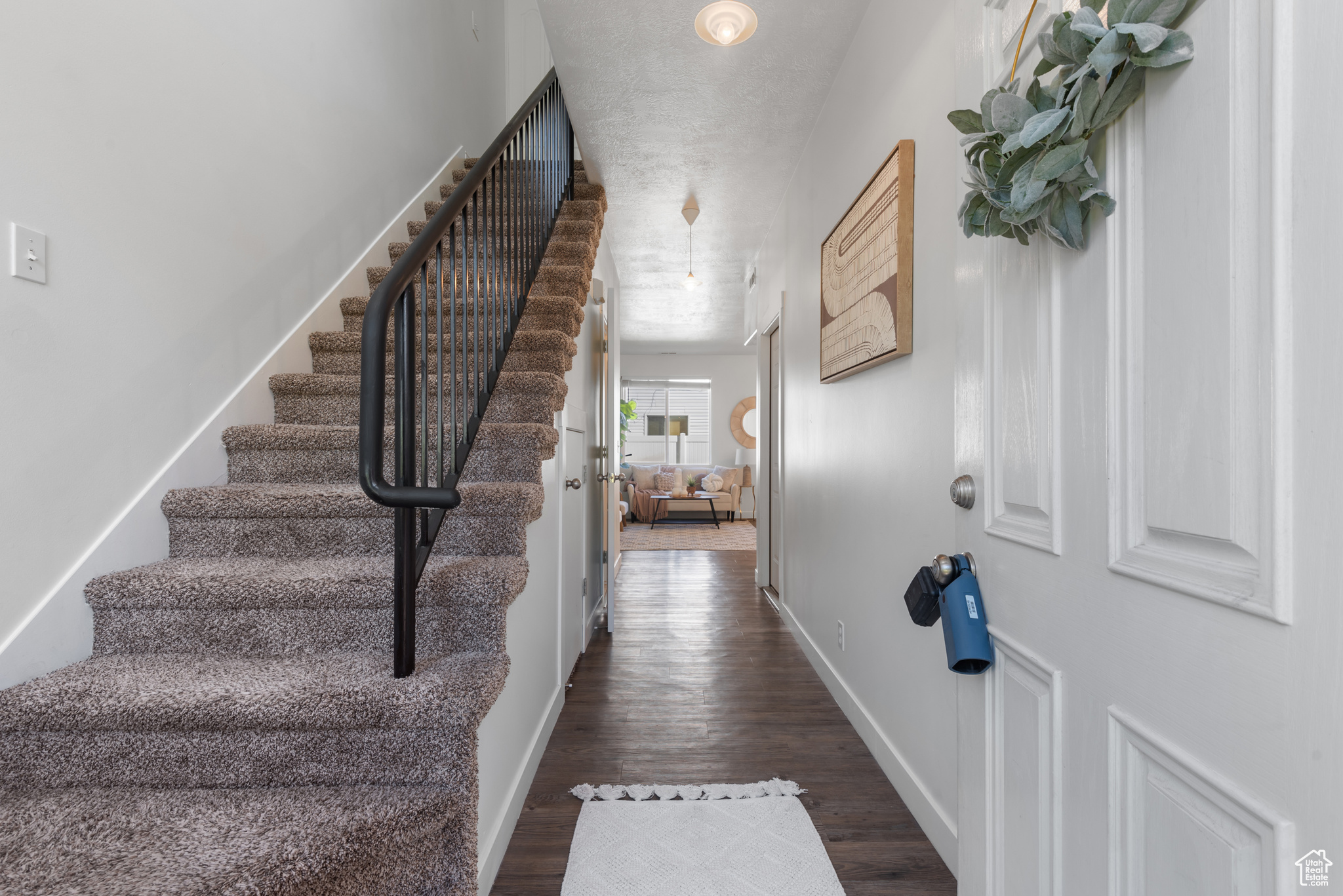 PEREGRINE POINT - Residential