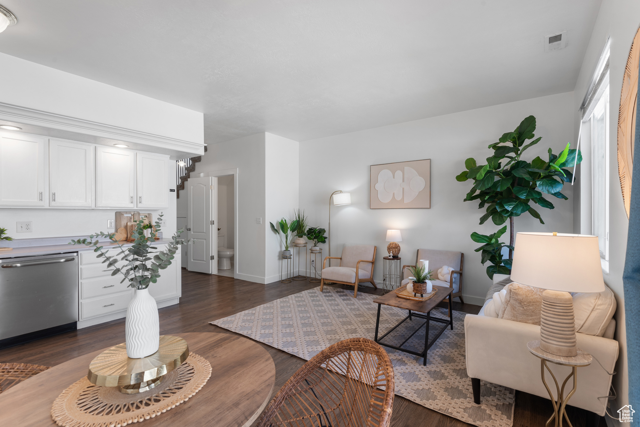PEREGRINE POINT - Residential