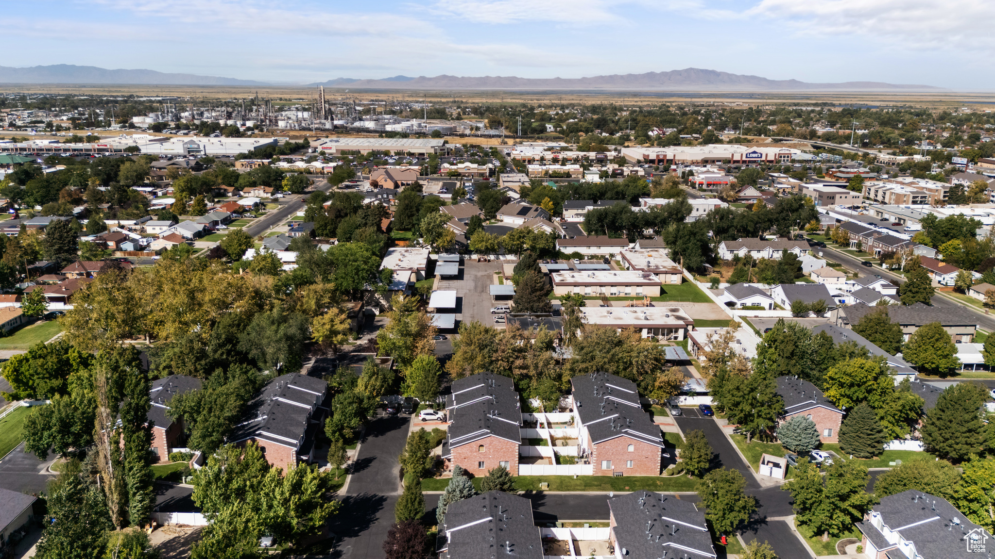 PEREGRINE POINT - Residential