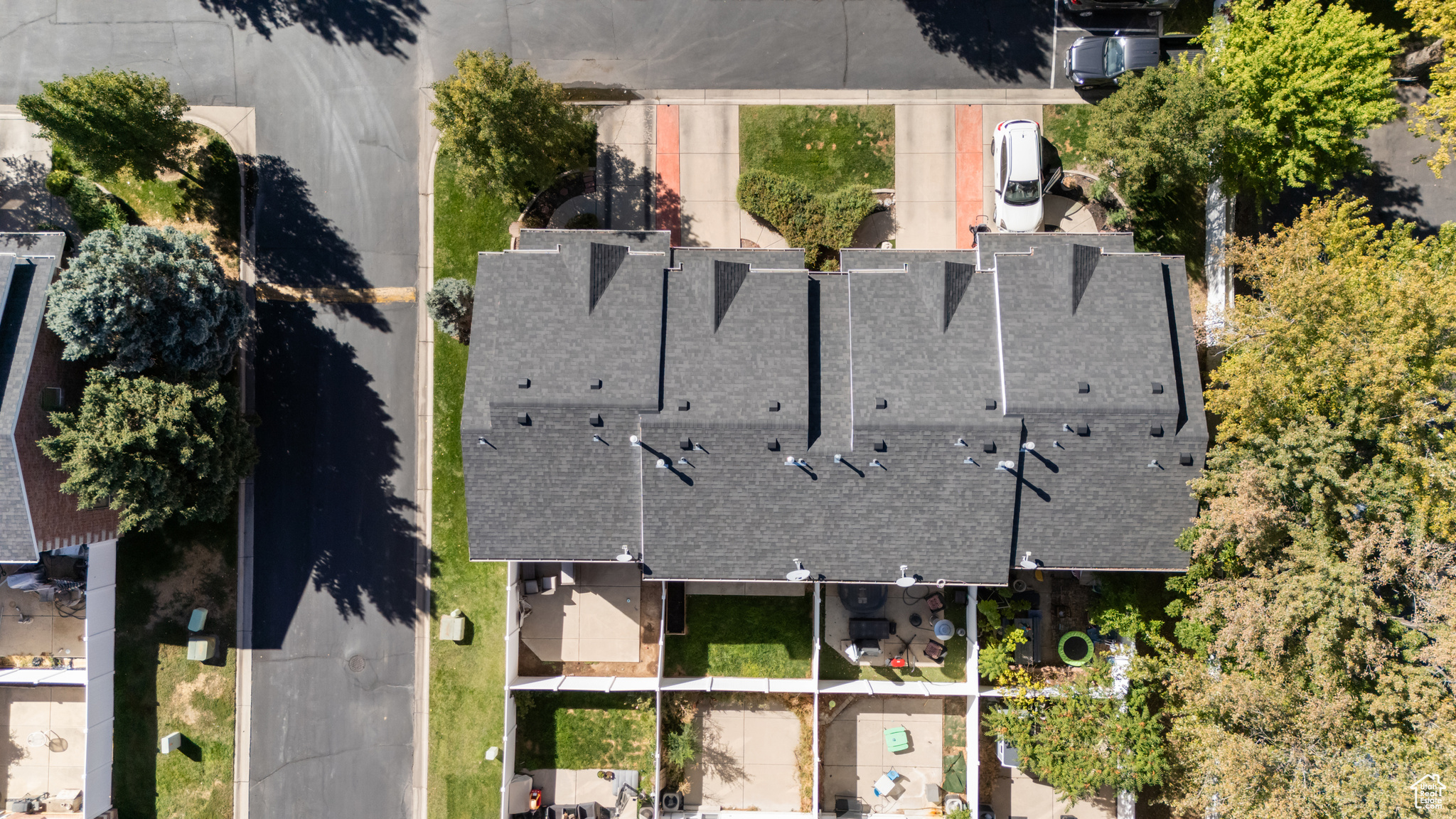 PEREGRINE POINT - Residential