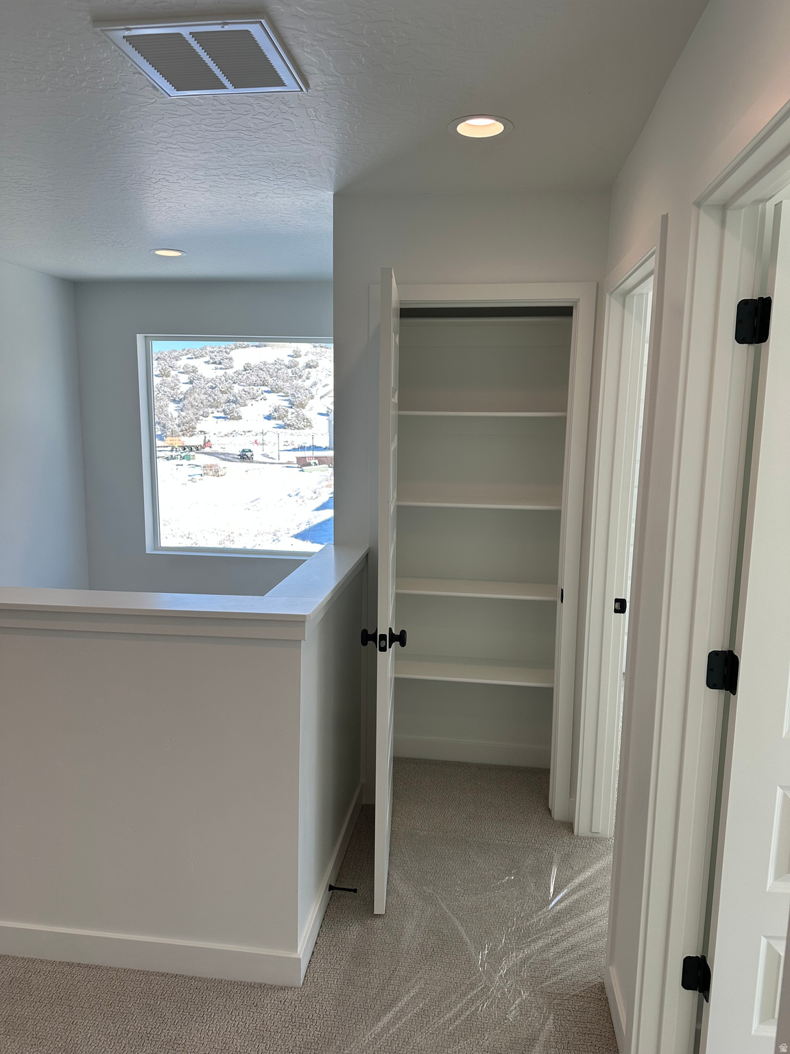 HIDDEN HOLLOW - Residential