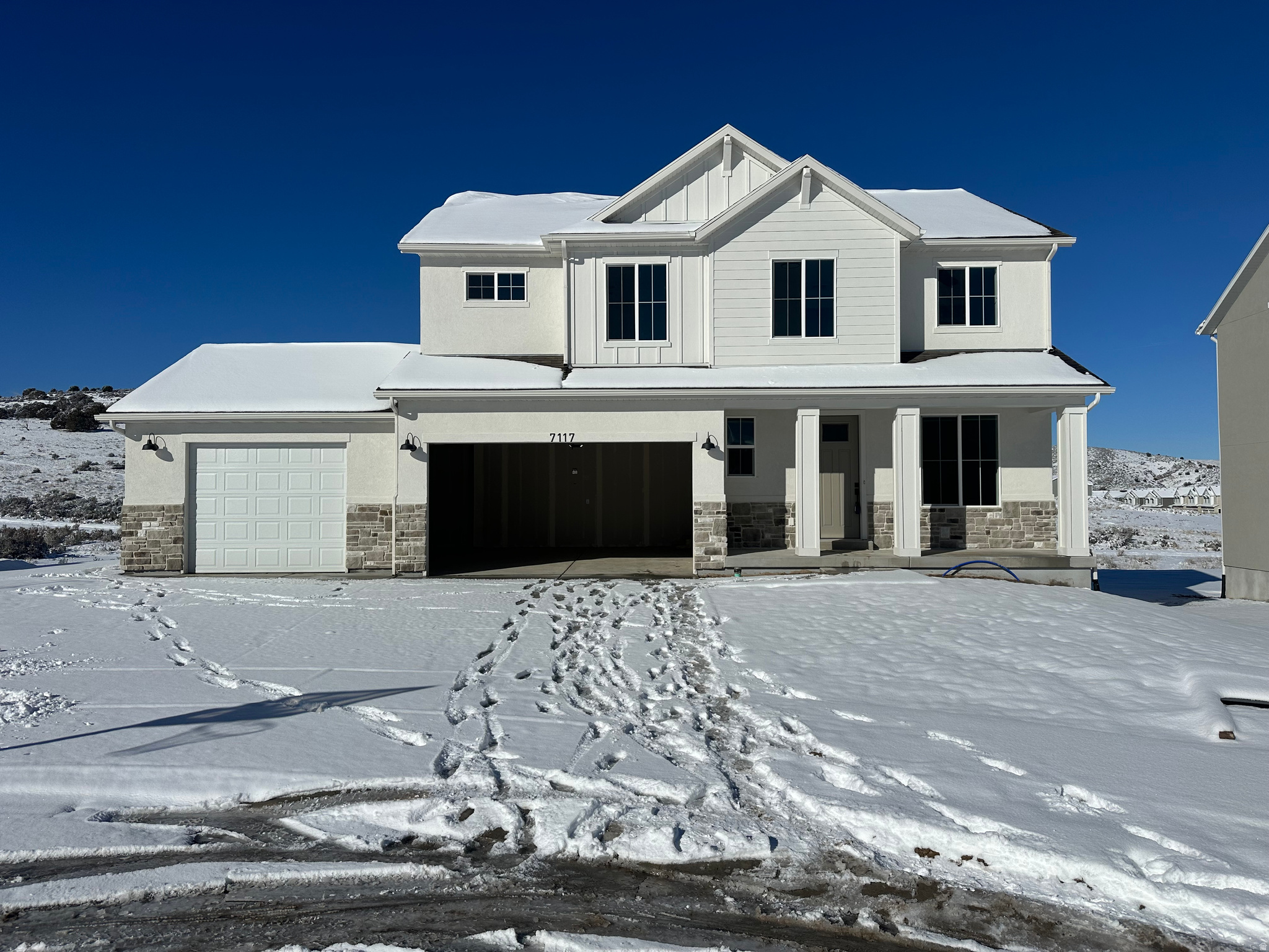 HIDDEN HOLLOW - Residential