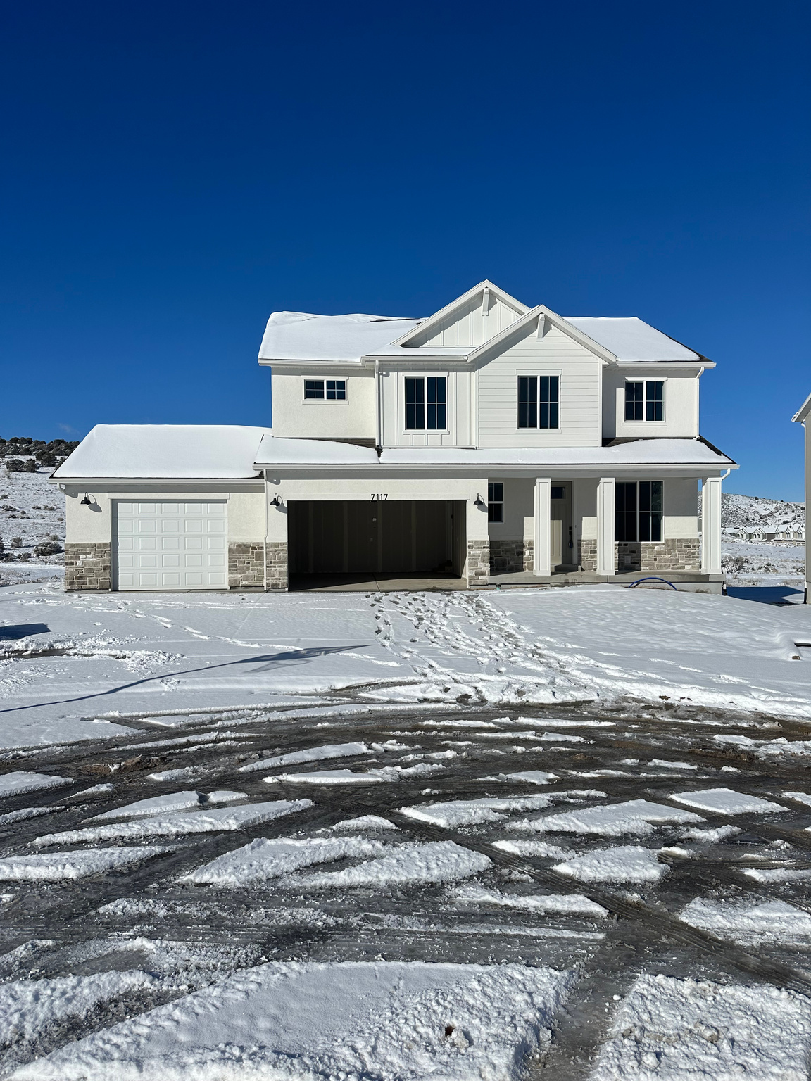 HIDDEN HOLLOW - Residential