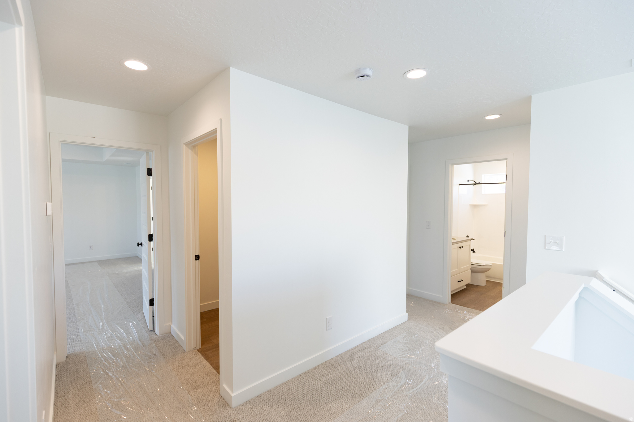 HIDDEN HOLLOW - Residential