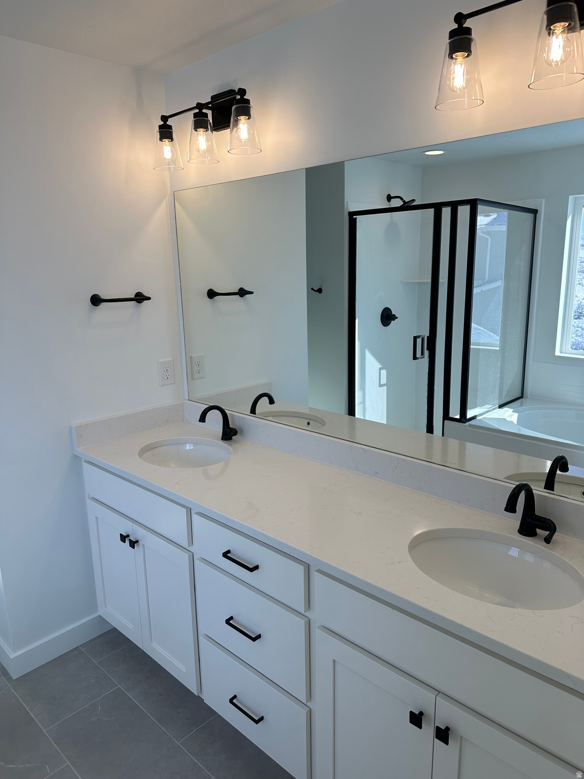 HIDDEN HOLLOW - Residential