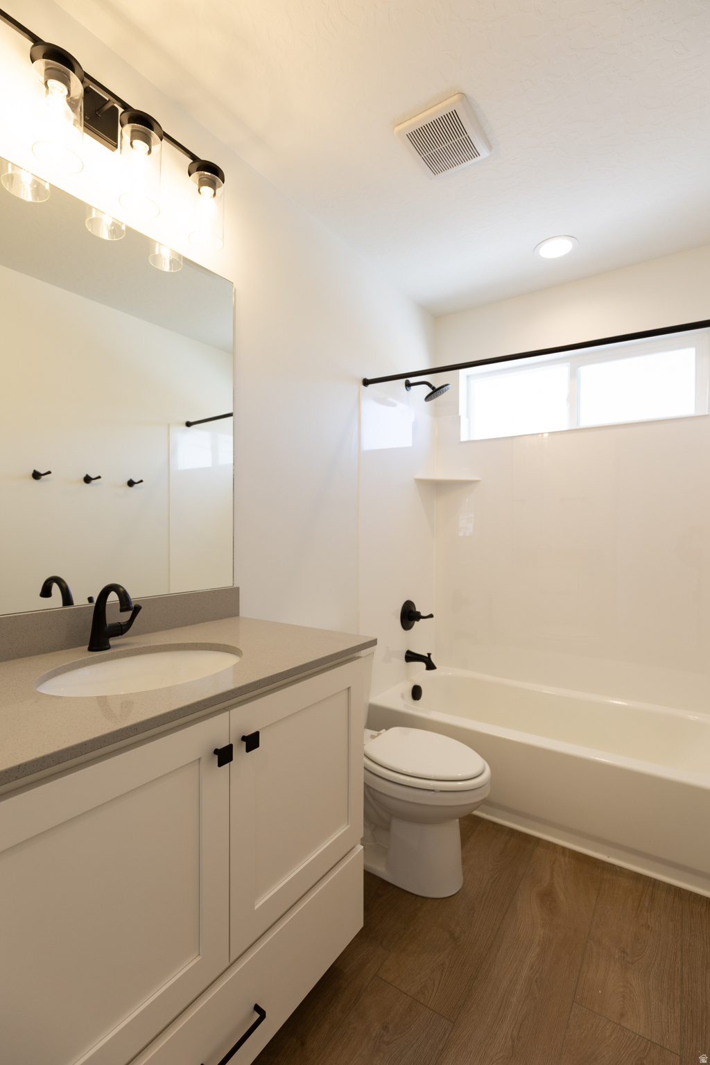 HIDDEN HOLLOW - Residential