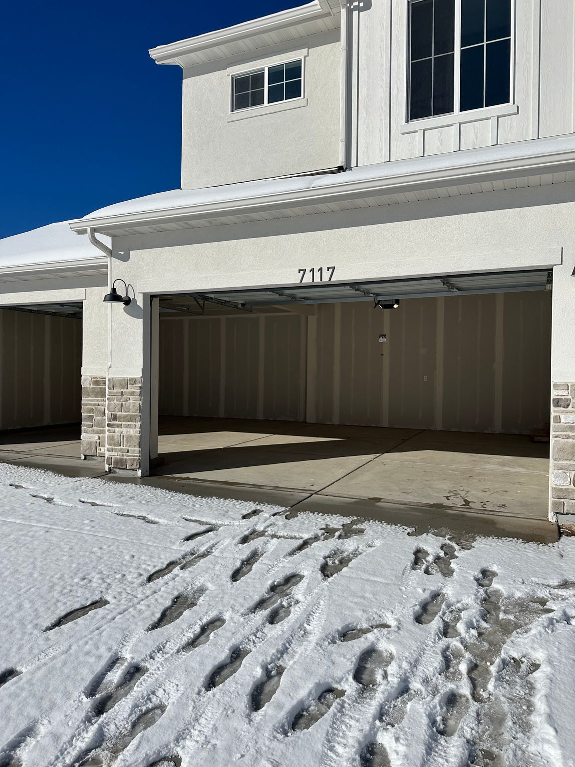 HIDDEN HOLLOW - Residential