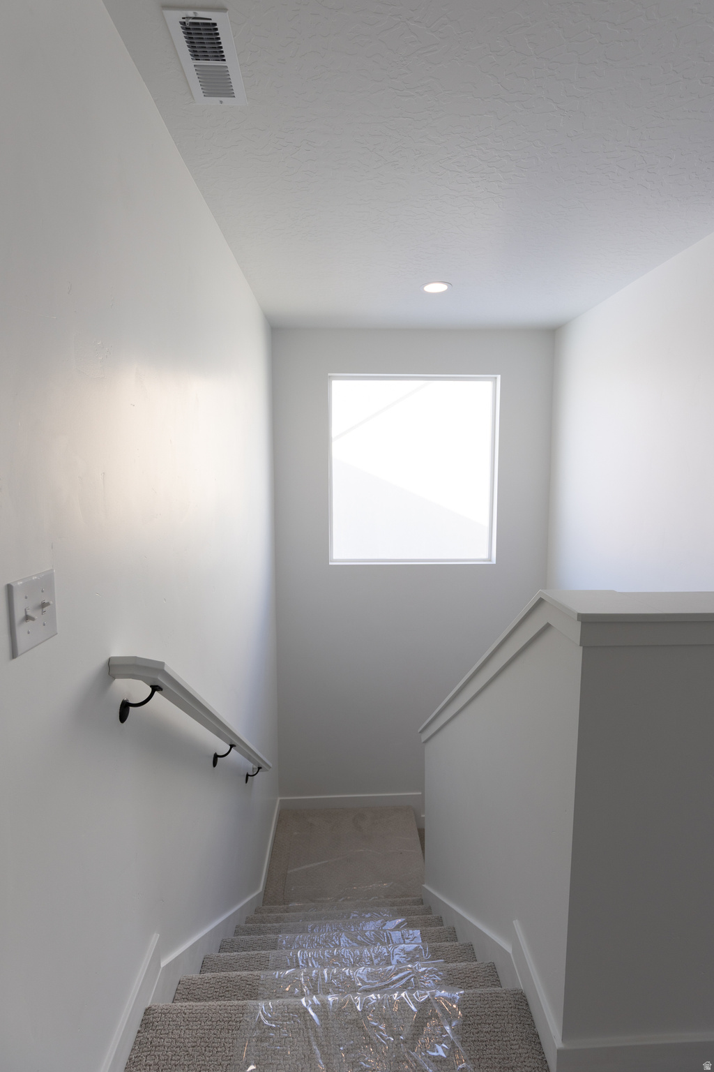 HIDDEN HOLLOW - Residential