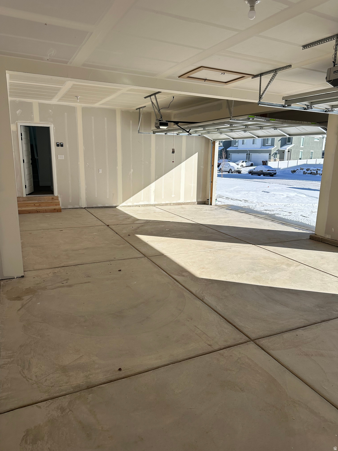 HIDDEN HOLLOW - Residential