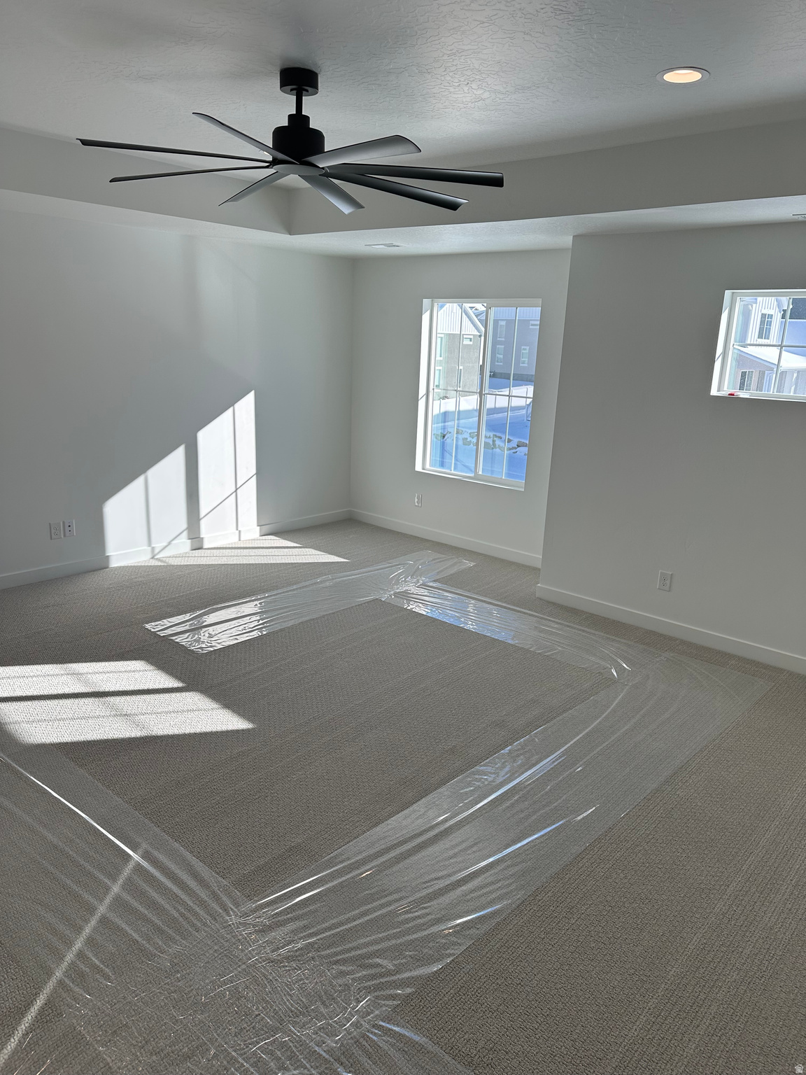 HIDDEN HOLLOW - Residential