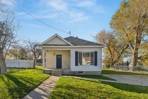 Tiny photo for 165 N 4TH ST, Tooele, UT 84074 (MLS # 2122906)