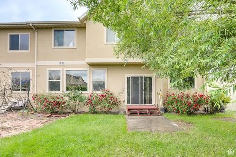 Tiny photo for 1784 W GRAYS PL, Lehi, UT 84043 (MLS # 2118444)