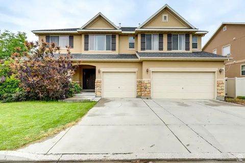 Tiny photo for 1784 W GRAYS PL, Lehi, UT 84043 (MLS # 2118444)
