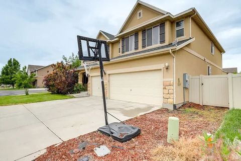 Tiny photo for 1784 W GRAYS PL, Lehi, UT 84043 (MLS # 2118444)