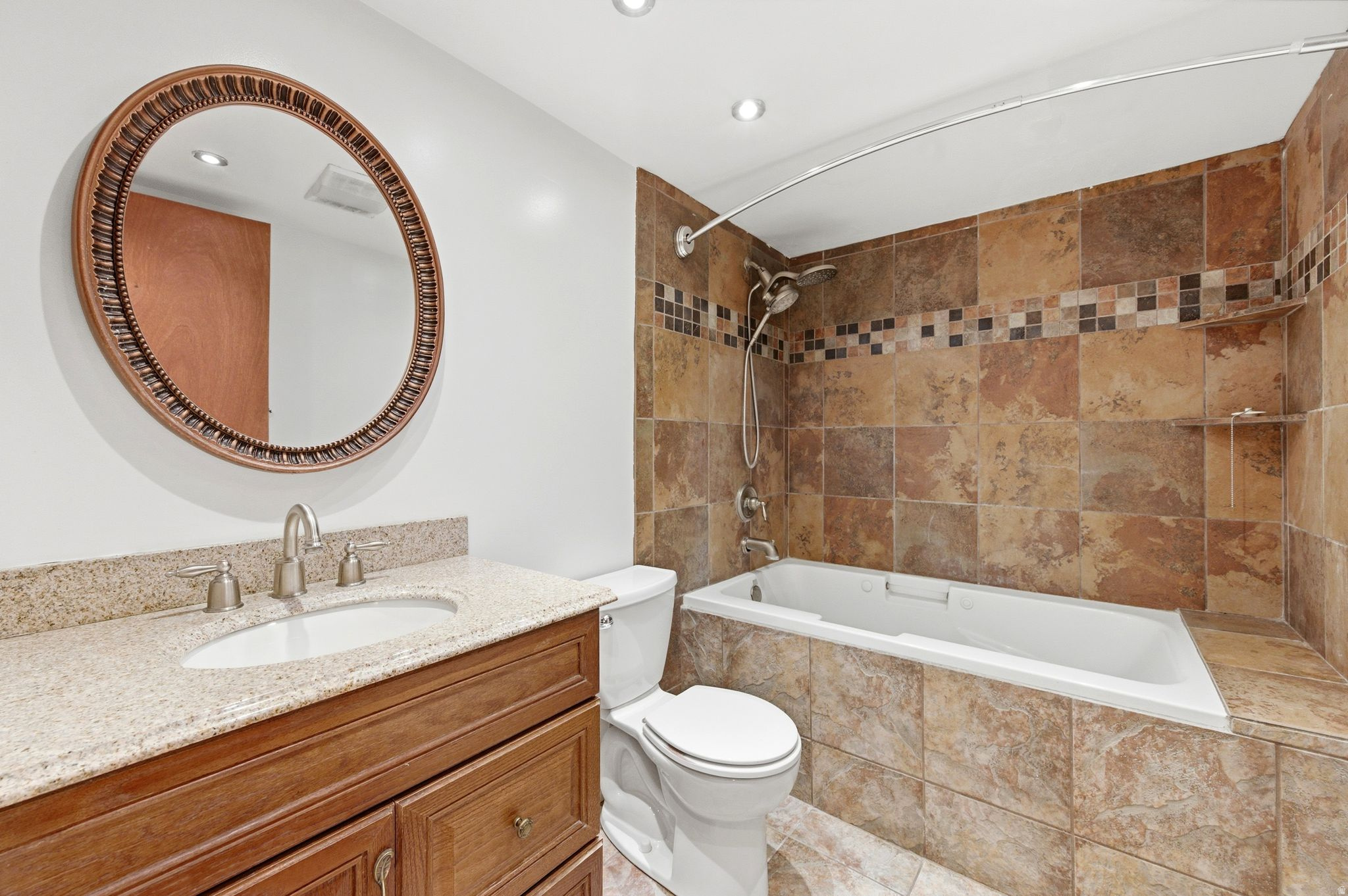 CROWN ESTATES - Residential