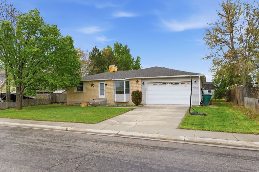 Photo of 2093 W 7420 S, West Jordan, UT 84084 (MLS # 2150528)