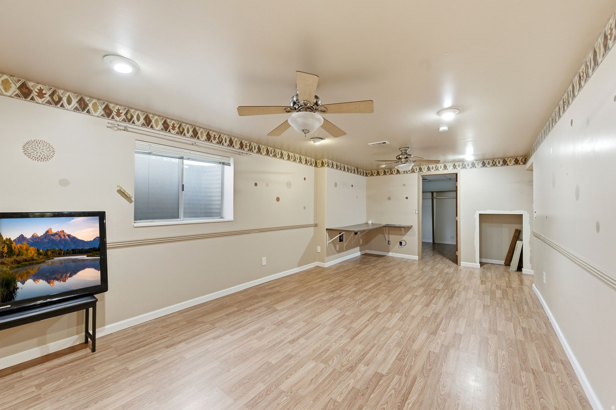 CROWN ESTATES - Residential