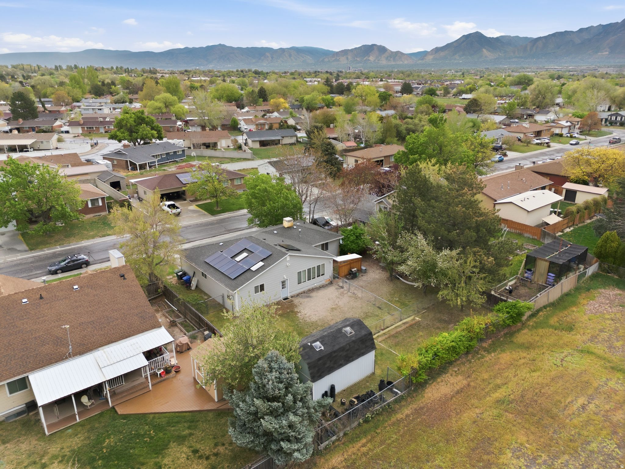 CROWN ESTATES - Residential