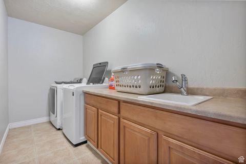 Tiny photo for 5217 N FOX HOLLOW WAY, Lehi, UT 84043 (MLS # 2105462)