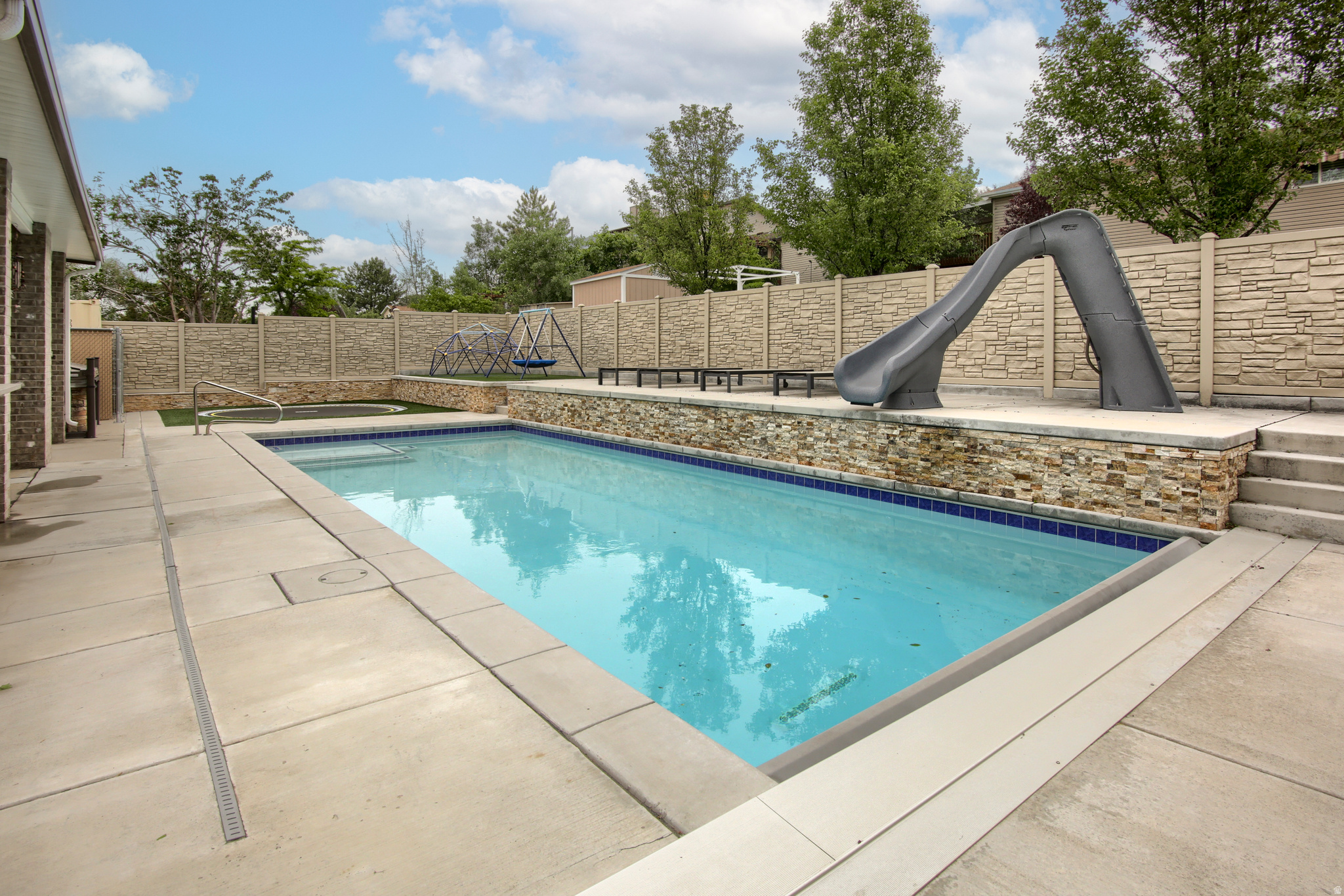 PONDEROSA ESTATES #1 - Residential