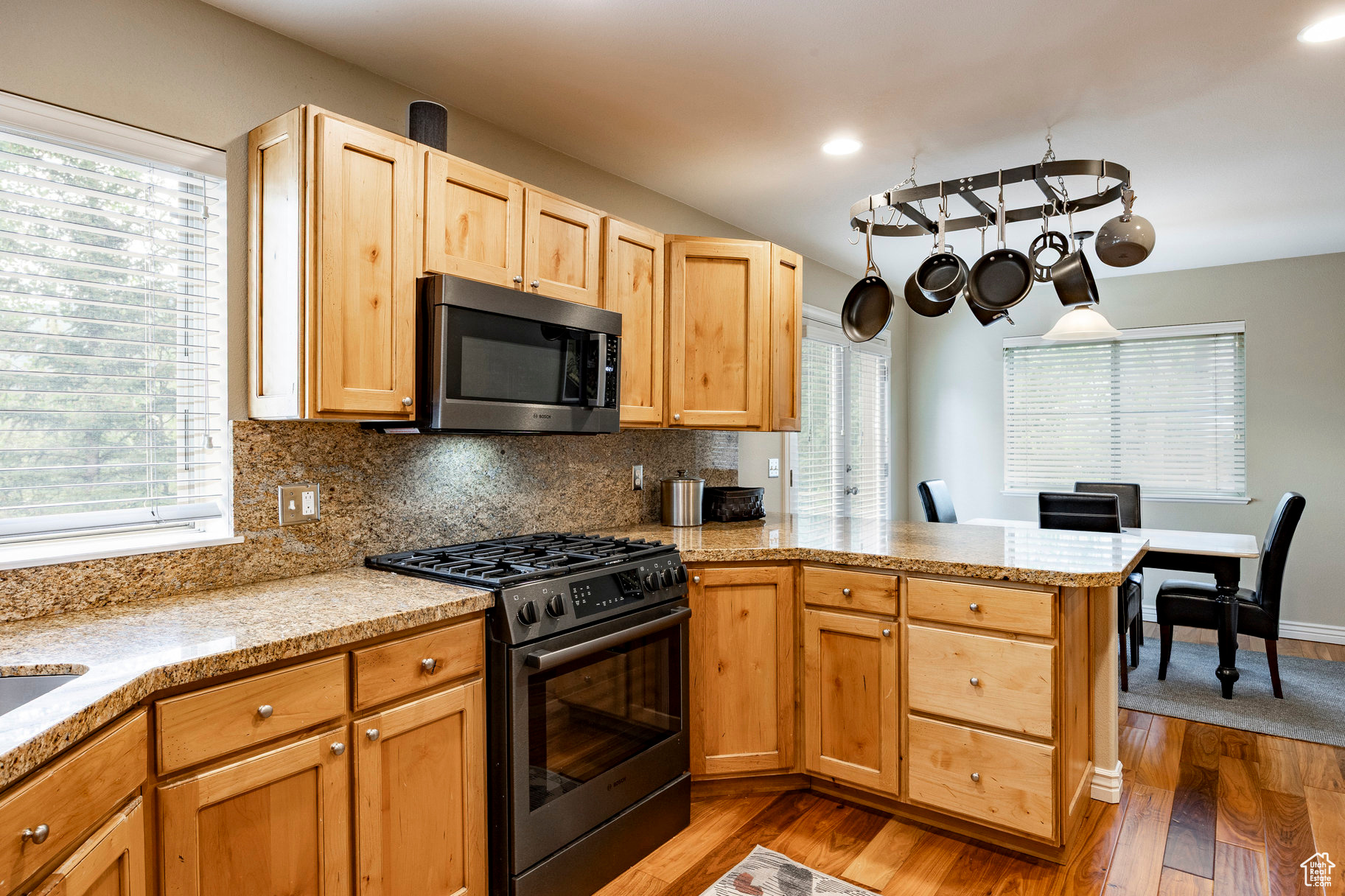 WILLOW DRAW COTTAGES AT SUN PEAK - Residential