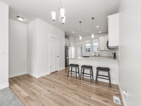 Tiny photo for 1636 N 1300 E, Payson, UT 84651 (MLS # 2125078)