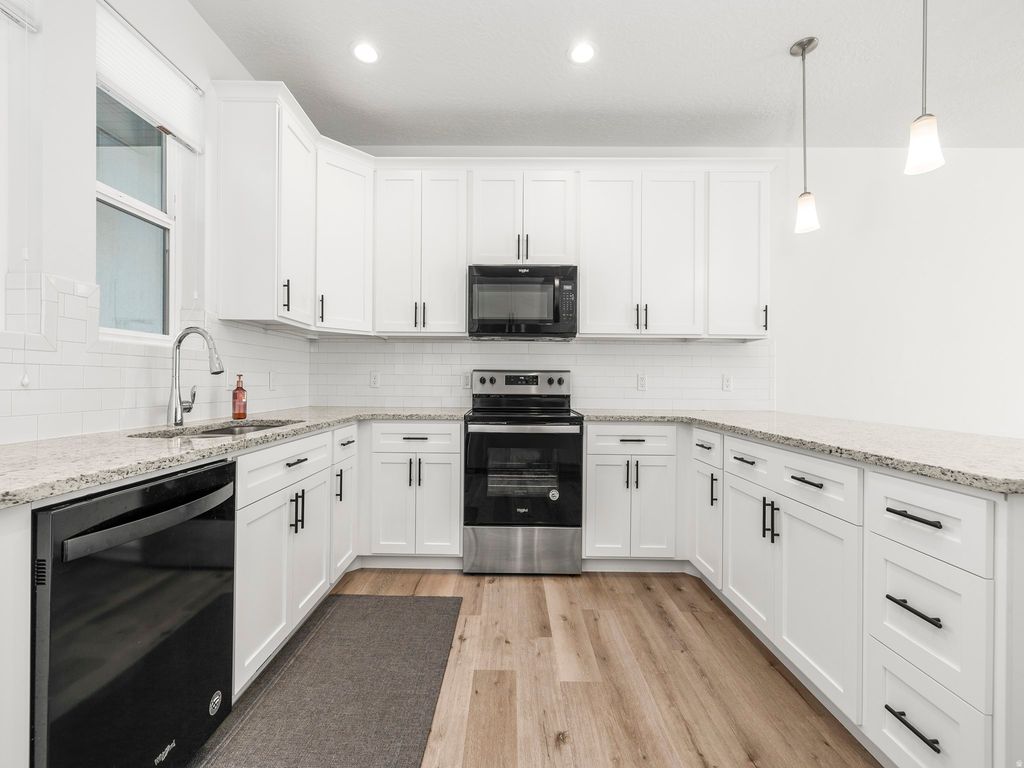 Photo of 1636 N 1300 E, Payson, UT 84651 (MLS # 2125078)