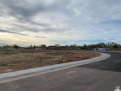 Homes For Sale - 1162 W Grayhawk Loop #28<br/> Roosevelt, UT 84066