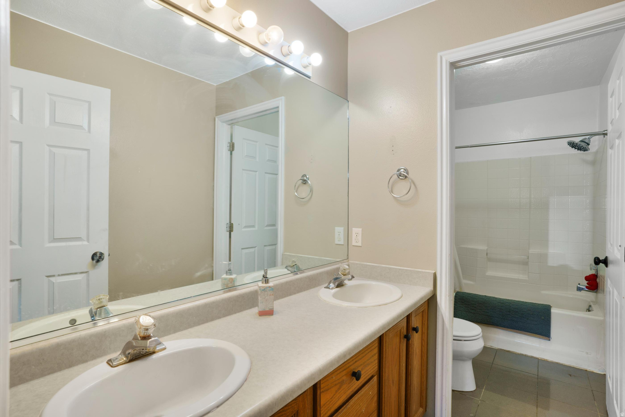 SHADOW RIDGE 1 AMD - Residential