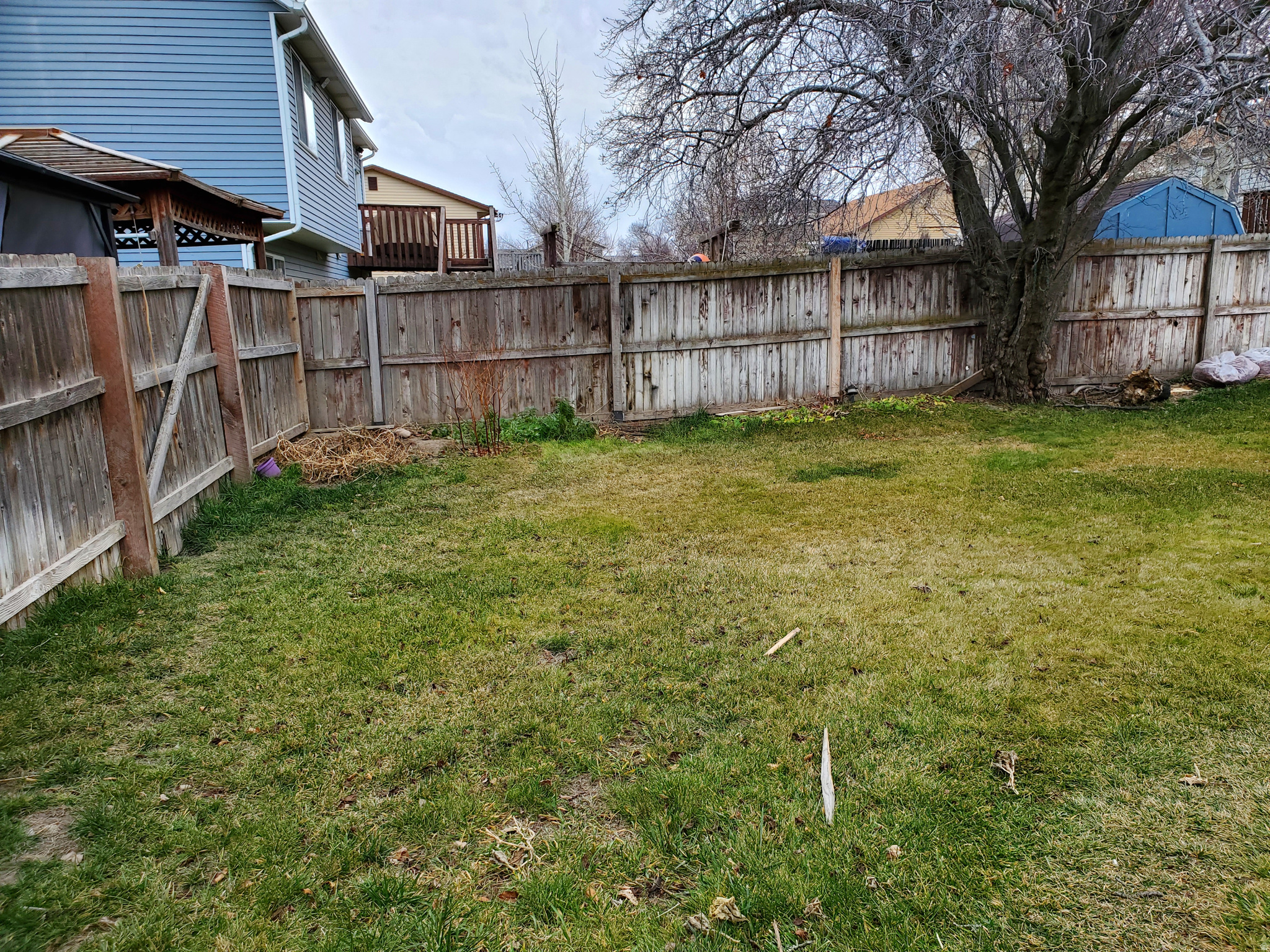 OQUIRRH SHADOWS - Residential