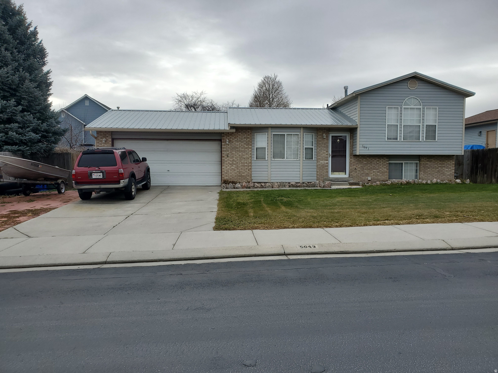 OQUIRRH SHADOWS - Residential