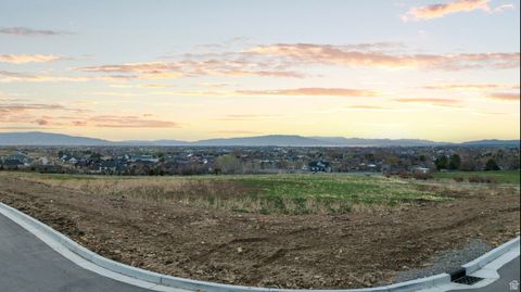 Tiny photo for 1906 S PRESERVE DR #55, Mapleton, UT 84664 (MLS # 2092941)