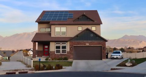 Photo of 4102 W MADINGLEY CIR S, Herriman, UT 84096 (MLS # 2123204)