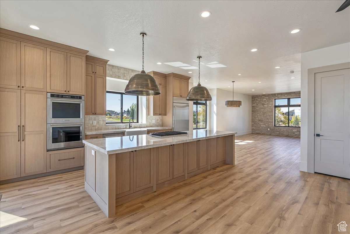 CENTER POINTE TOWNHOMES - Residential