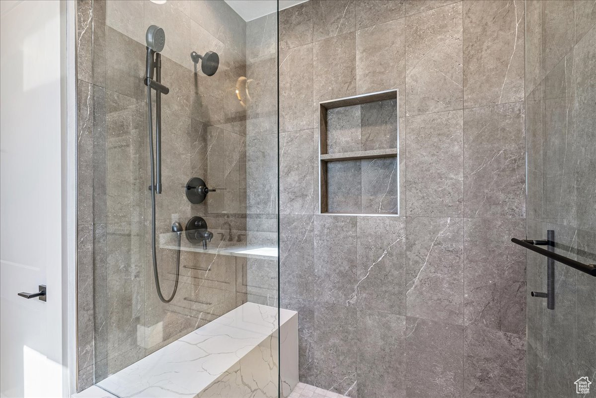 CENTER POINTE TOWNHOMES - Residential